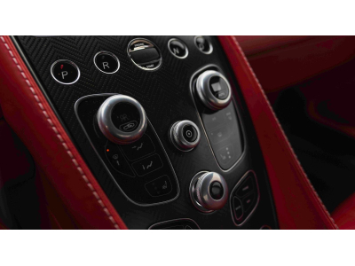 Aston Martin Vanquish Coupe 6.0 V12 Automatik Carbon B&O