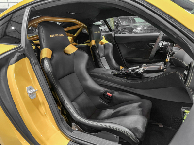 Mercedes-Benz AMG GT R TRACK PACK / RECARO/ SOLARBREAM YELLOW