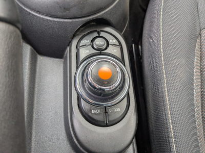MINI One 1.5i GPS BLUETOOTH CLIM AUTO