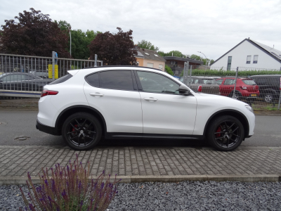 Alfa Romeo Stelvio Q4 2.0 Turbo 16V Lusso