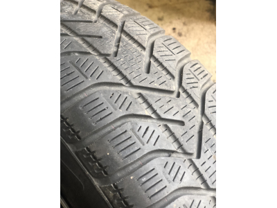 Jantes acier + Pneus hiver 15
