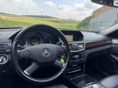 Mercedes-Benz E 220 CDI BlueEFF Toit ouvrant