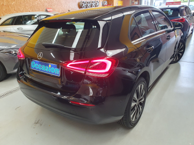 Mercedes-Benz A 250 e 8G-DCT BUSINESS Line