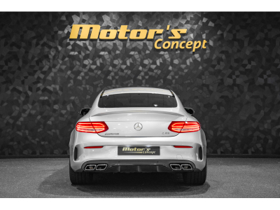 Mercedes-Benz C 63 AMG Coupé 4.0 V8 Bi-Turbo