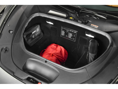 Ferrari F8 Tributo V8 - GRIGIO SILVERSTONE 740