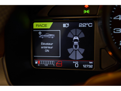 Ferrari F8 Tributo V8 - GRIGIO SILVERSTONE 740