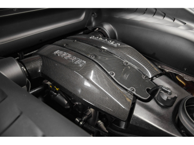 Ferrari F8 Tributo V8 - GRIGIO SILVERSTONE 740