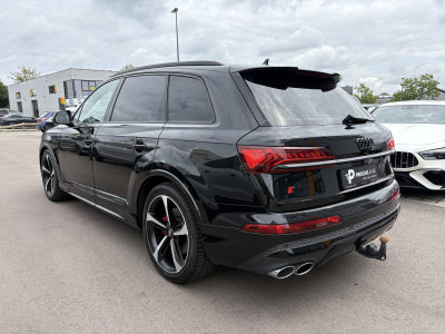 Audi SQ7 4.0 quattro TFSI/PANO/7SITZ/B&O/H.UP.22/VOLL