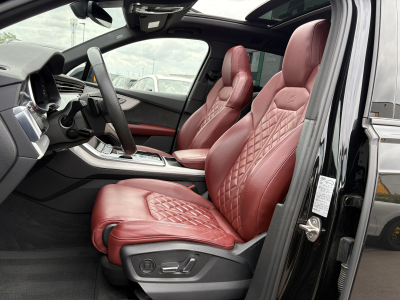 Audi SQ7 4.0 quattro TFSI/PANO/7SITZ/B&O/H.UP.22/VOLL