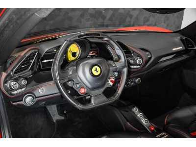 Ferrari 488 GTB 3.9 V8 - ROSSO CORSA METALLIC