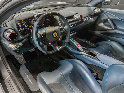 Ferrari 812 Superfast SUPERFAST(COVERING)/1Hd/ RACING SEATS/DISPLAY/CARBON/ 20*/LIFT VOLL