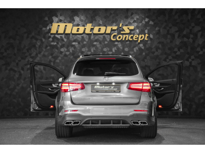 Mercedes-Benz GLC 63 AMG S V8 BITURBO 4 MATIC +