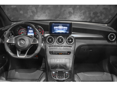Mercedes-Benz GLC 63 AMG S V8 BITURBO 4 MATIC +