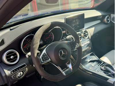 Mercedes-Benz C 63 AMG S AMG V8 BITURBO KERAMIK AKRAPOVIC F1 SPORTSITZE HEAD UP BURMESTER  CUIR