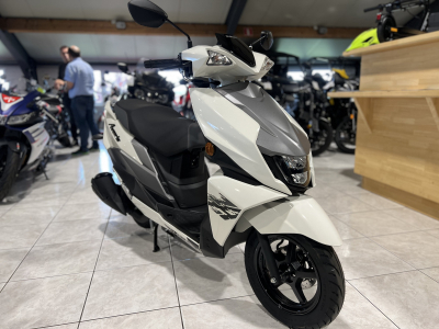Suzuki Avenis 125