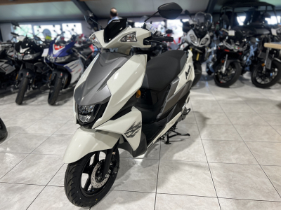 Suzuki Avenis 125