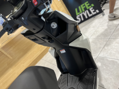 Suzuki Avenis 125