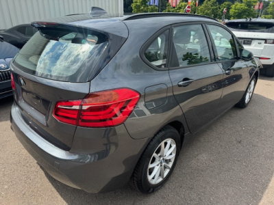BMW 218 Active Tourer BMW 218 i ACTIVE TOURER LED NAVI STANDHEIZUNG LANE