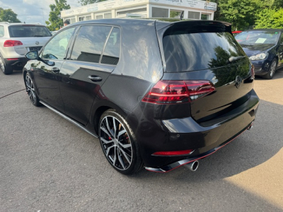 Volkswagen Golf GTI VOLKSWAGEN GTI PERFORMANCE LED VIRTUELL STANDHEIZUNG SHZ
