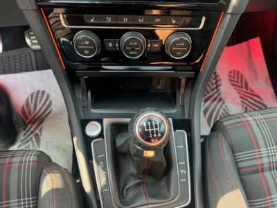 Volkswagen Golf GTI VOLKSWAGEN GTI PERFORMANCE LED VIRTUELL STANDHEIZUNG SHZ