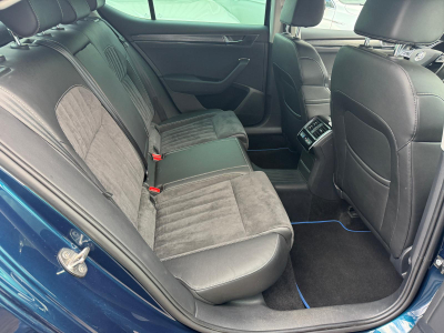 Skoda Superb SKODA SUPERB HYBRID LED NAVI LEDER ASSITENTEN AHK