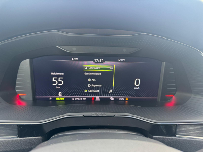 Skoda Superb SKODA SUPERB HYBRID LED NAVI LEDER ASSITENTEN AHK