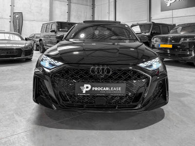 Audi RS3 Sportback 2.5 TFSI quattro/PERF/CARBONE/Pano/ /19/HUD/CAM/SONO/MATRIX