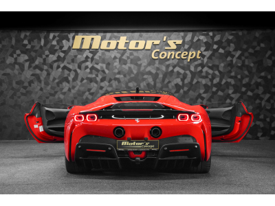 Ferrari SF90 Stradale ROSSO CORSA