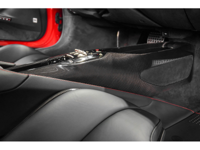 Ferrari SF90 Stradale ROSSO CORSA