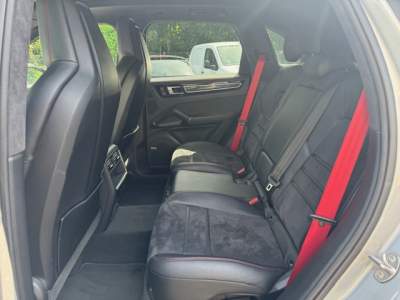 Porsche Cayenne PORSCHE CAYENNE GTS PANO HEAD UP