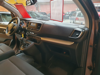 Toyota Proace VERSO 9 PLACES