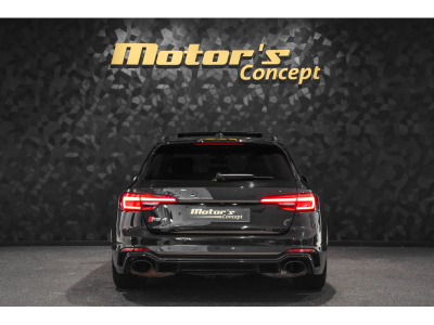 Audi RS4 AVANT 2.9 V6 QUATTRO