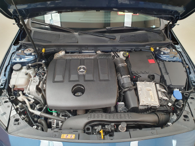 Mercedes-Benz A 180 CDI DCT AMG LINE
