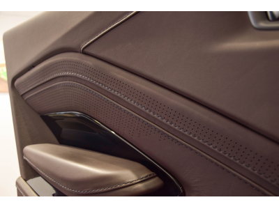 Aston Martin V8 Vantage ROADSTER - Ultramarine Black