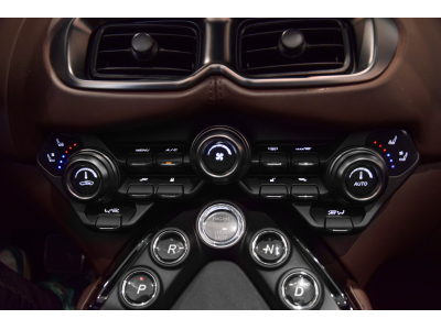 Aston Martin V8 Vantage ROADSTER - Ultramarine Black