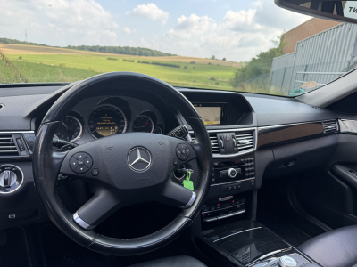 Mercedes-Benz E 220 CDI BlueEFF Toit ouvrant