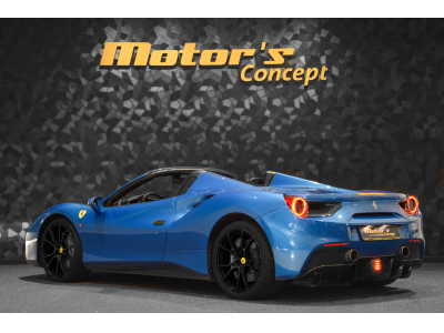 Ferrari 488 Spider 3.9 V8 - BLU CORSA