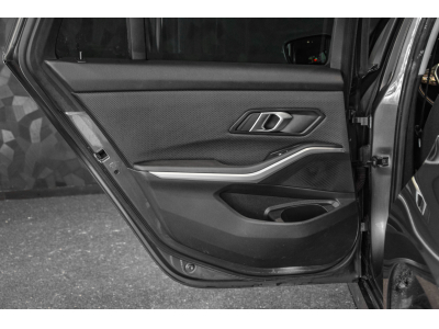 BMW 318 i Touring