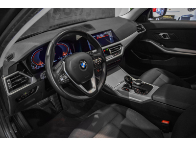 BMW 318 i Touring
