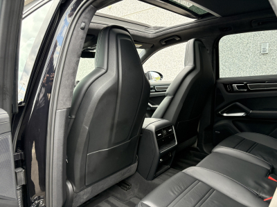 Porsche Cayenne Cayenne Turbo/21/PANO/360°/SPORT CH