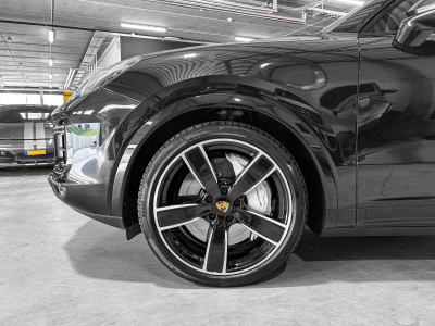 Porsche Cayenne Cayenne Turbo/21/PANO/360°/SPORT CH
