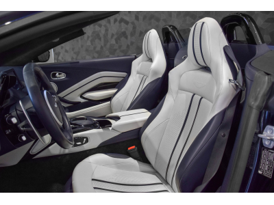 Aston Martin V8 Vantage ROADSTER - Ultramarine Black