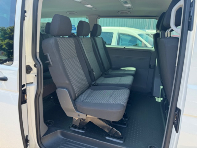 Volkswagen T6.1 Caravelle VOLKSWAGEN T6:1 CARAVELLE TRENDLINE 9SITZE STANDHEIZUNG AHK
