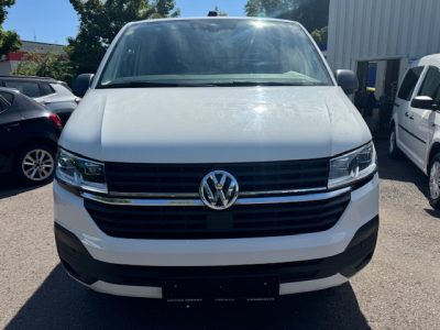 Volkswagen T6.1 Caravelle VOLKSWAGEN T6:1 CARAVELLE TRENDLINE 9SITZE STANDHEIZUNG AHK