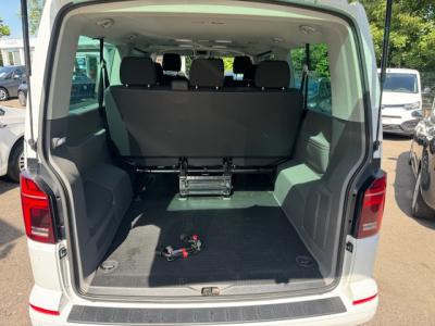 Volkswagen T6.1 Caravelle VOLKSWAGEN T6:1 CARAVELLE TRENDLINE 9SITZE STANDHEIZUNG AHK