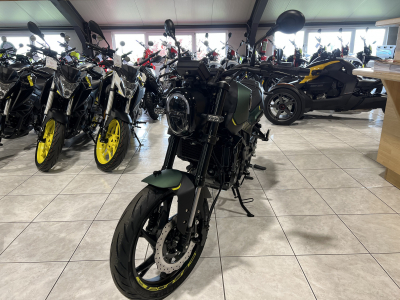 Benelli Leoncino 125