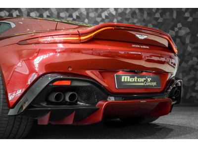 Aston Martin V8 Vantage Coupé / DIAVOLO RED