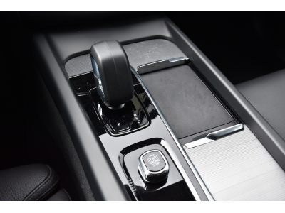 Volvo XC60 2.0 B4 D AWD Plus Dark