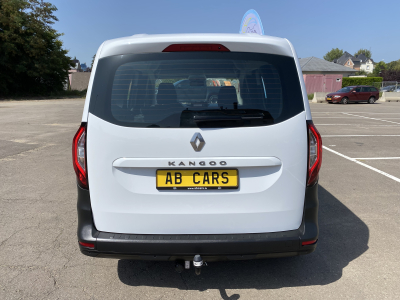 Renault Kangoo 1.5dci 95cv 5 places PDC Att Remorque