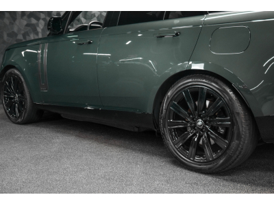 Land-Rover Range Rover P550e AUTOBIOGRAPHY SWB - BELGRAVIA GREEN